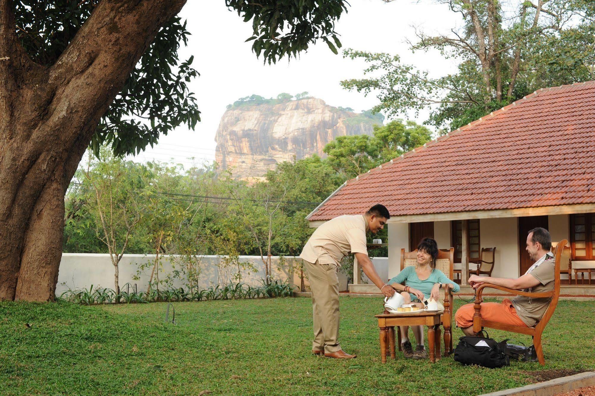 Ekho Sigiriya Hotel Kültér fotó
